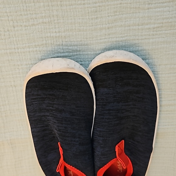 Cat & Jack Slip-On Water Shoes - Picture 6 of 7